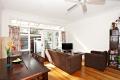 Sunny Three Bedroom Home In Prime Location