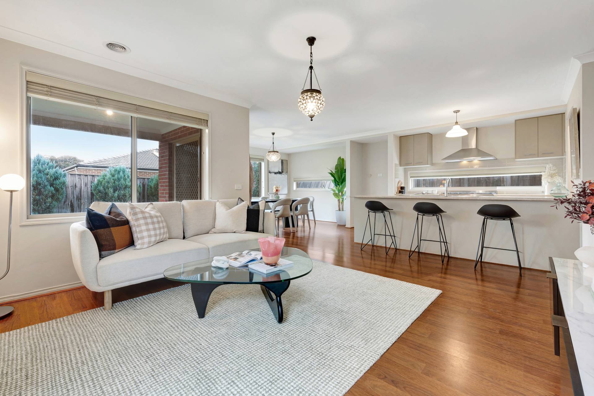 13 Ellaroo Circuit, Clyde North VIC 3978, Clyde North - Thumbnail 2