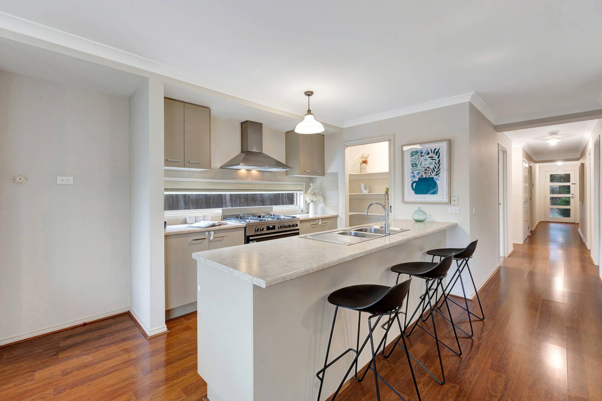 13 Ellaroo Circuit, Clyde North VIC 3978, Clyde North - Thumbnail 5