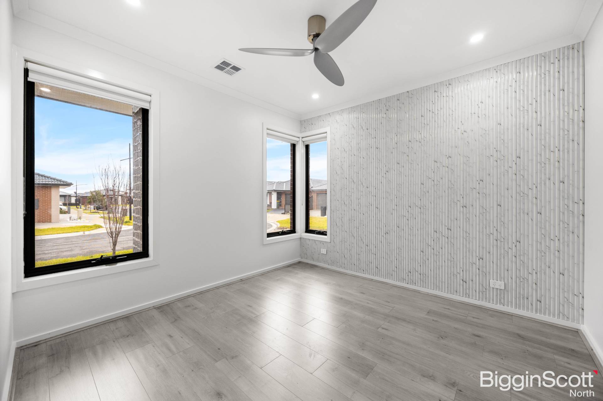 22 Ambigua Way, Donnybrook VIC 3064, Donnybrook - Thumbnail 3