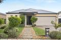Modern and Comfortable Home - Take advantage of everything Altona North has to Offer! 