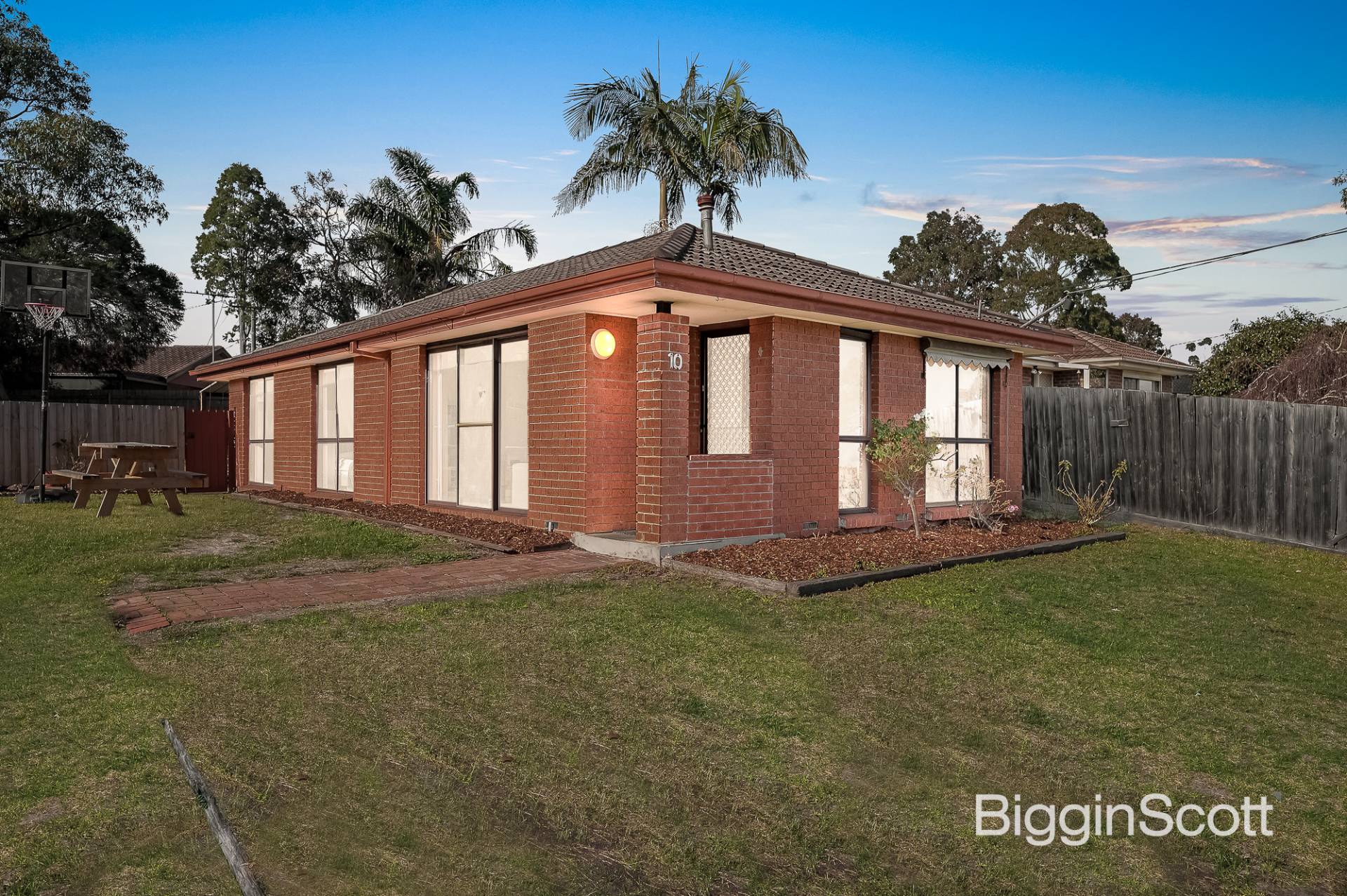 10 Spindrift Court, Carrum Downs VIC 3201