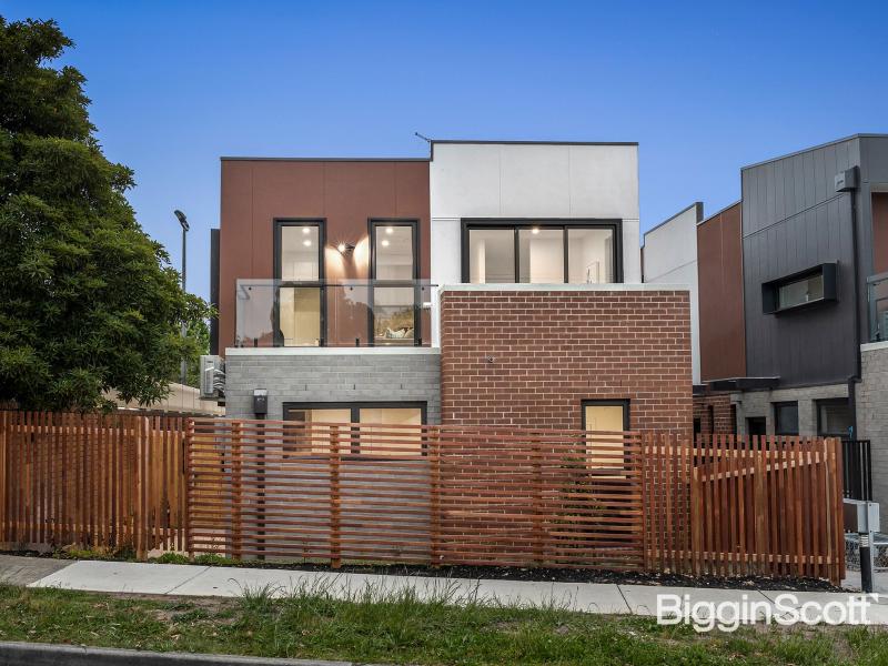 Ideal Living in EDSC School Zone