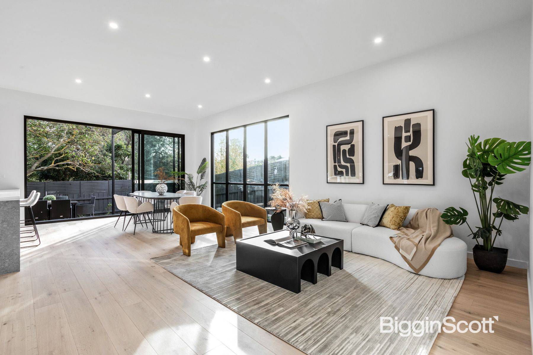 35 Wetherby Road, Doncaster VIC 3108, Doncaster - Thumbnail 2