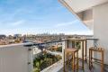 Spacious Two Bedroom Apartment With City Skyline Views