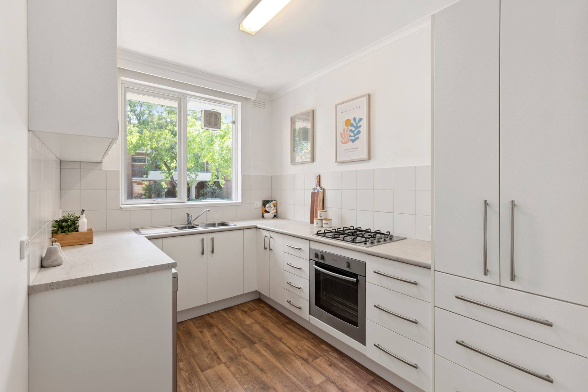 2/50 Denbigh Road, Armadale VIC 3143, Armadale - Thumbnail 3