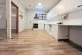 Modern 2-Bedroom Apartment in the Heart of Mordialloc