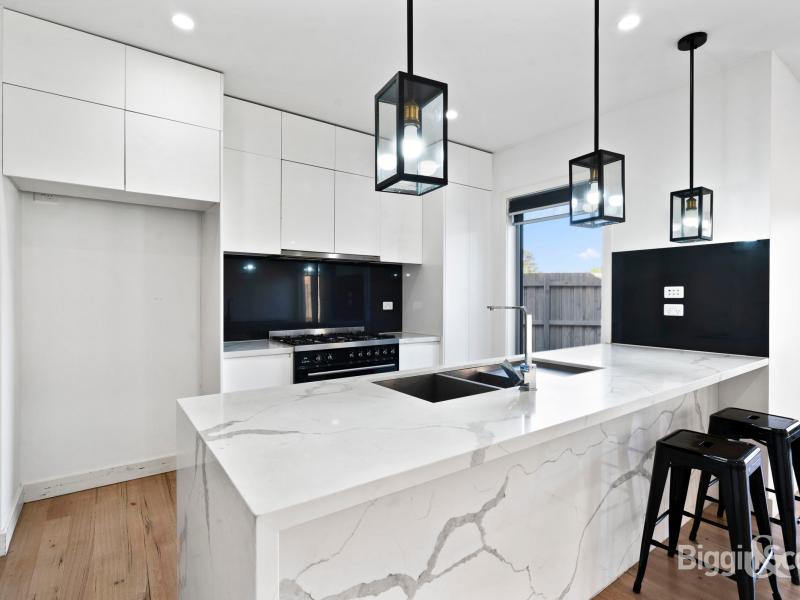 The Perfect Place to Call Home - Modern Living at its Finest! 