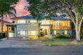 Position Perfect – Views, Space & Mansfield School Catchment