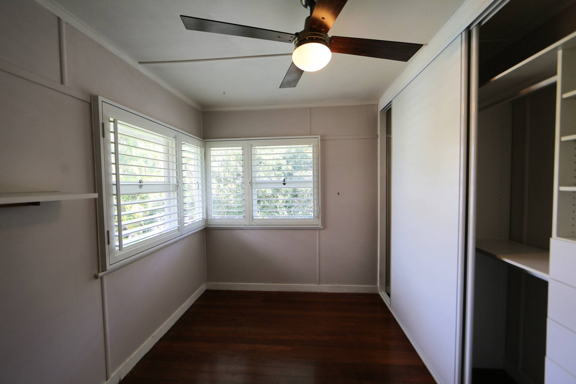 142 Lawn Street, Holland Park QLD, Holland Park - Thumbnail 7