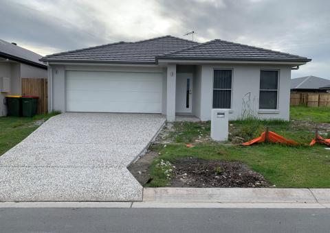 14 Pumicestone Street, Palmview