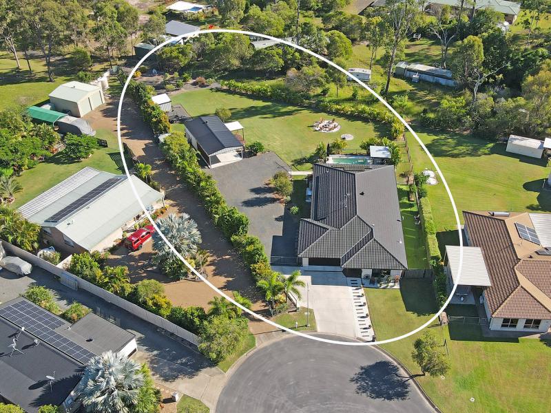 15 Brypat Cl, Burrum Heads