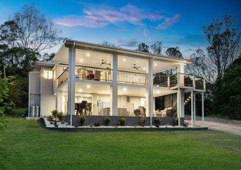 55 Tewantin Rd, Cooroy