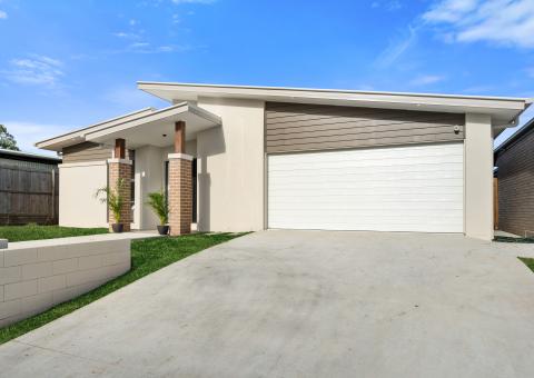 6 Condamine Way, Plainland