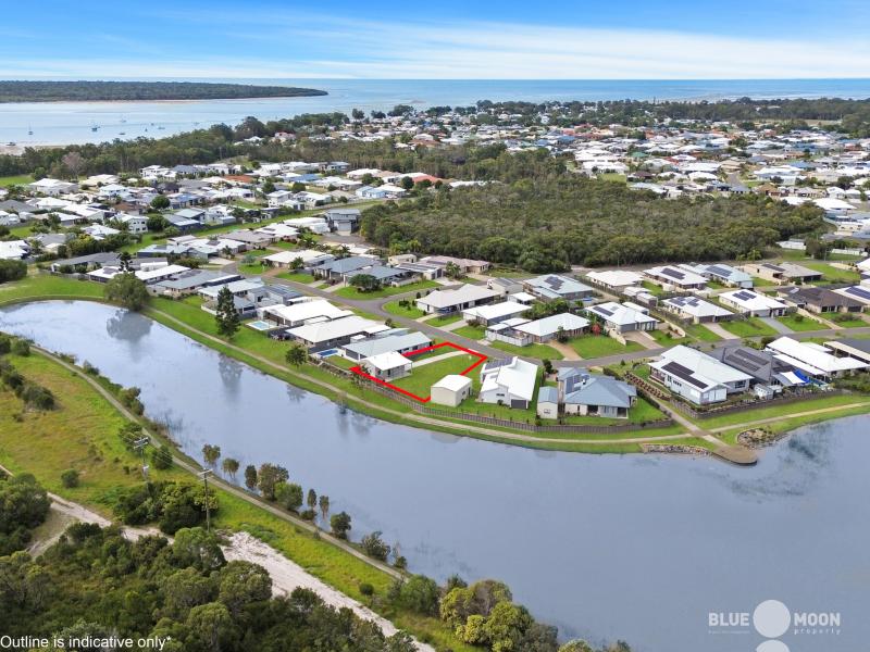 32 Honey Myrtle Close, Burrum Heads