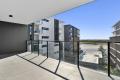 Riverfront Apartment Elegance in a Landmark Location