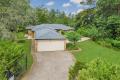 Family Home in Private Hinterland Location!