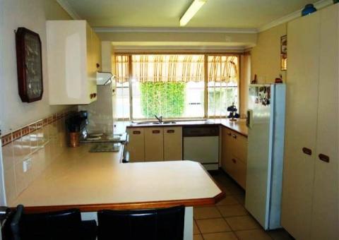 12 Wyanda Drive, Bokarina