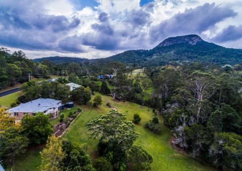 14 Barcrest Drive , Maroochy River