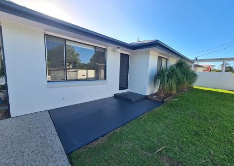 22 Honeysuckle Dr, Bokarina