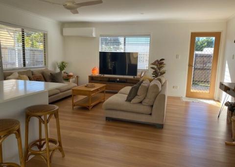 28 Yango St, Pacific Paradise