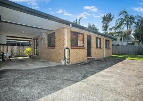 Unit 2, 9 Kenewin Ave, Maroochydore