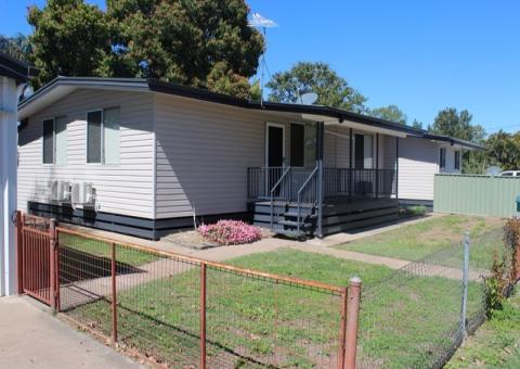 96 Ruby Street, Emerald