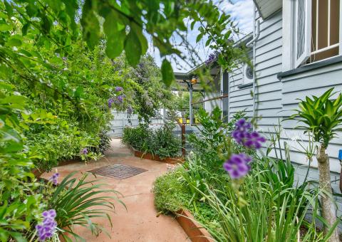 105 Beaconsfield Tce, Gordon Park