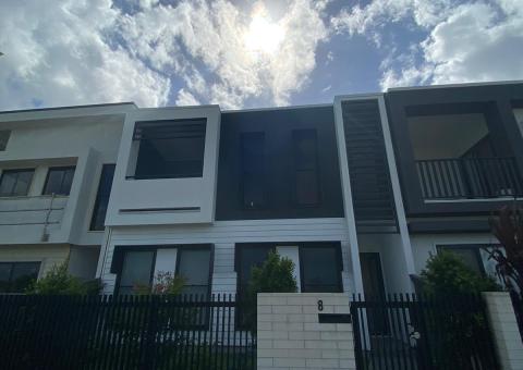 8 Parkway Tce, Palmview