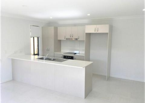 Unit 1, 6 Cronin St, Morayfield