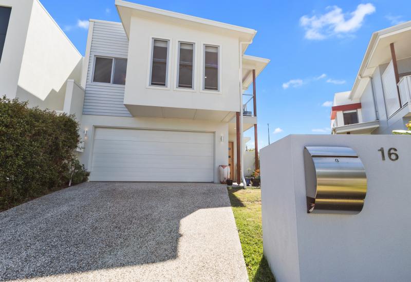 Owners have purchased their next property and the price has been dramatically reduced to suit your new lifestyle!