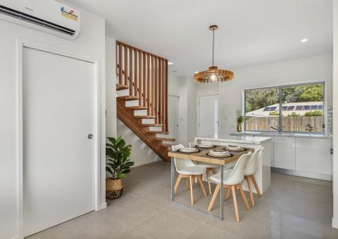 Unit 2, 11 Kenewin Ave, Maroochydore