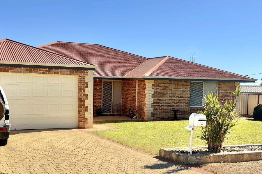 Nest or Invest in this QUALITY family home.