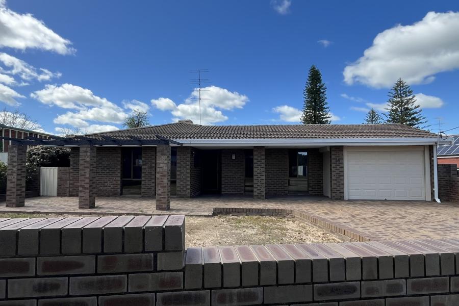 Spacious & Stylish Brick Home with Modern Comforts and Outdoor Entertaining