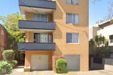 Spacious 3-Bedroom Apartment with Balcony
