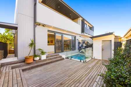 Sophisticated Coastal Luxury with Resort-Style Entertaining Just Steps from Bondi Beach