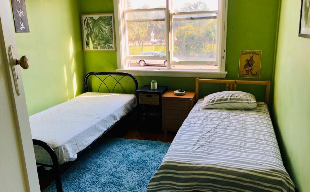 Bondi Living Two Bedroom Apartment Around The Corner From The Beach