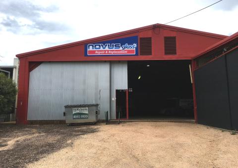 ESS030 Long Established Windscreen Business For Sale
