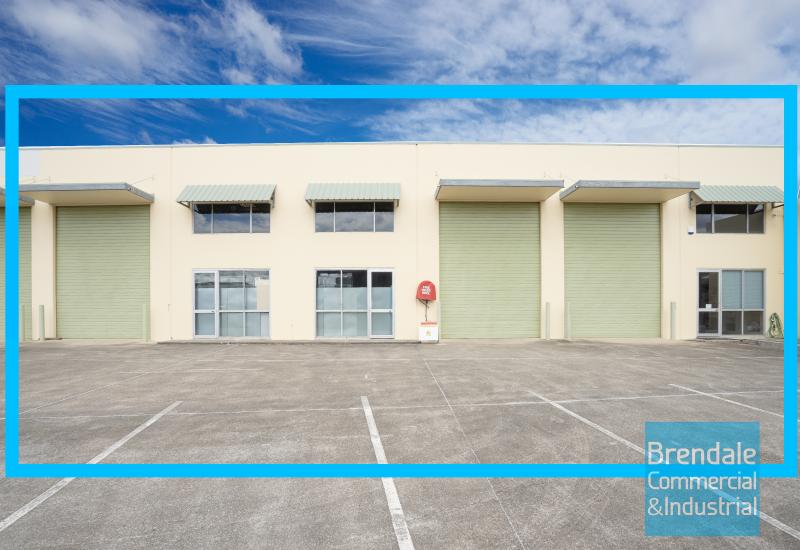 490m2 TILT PANEL UNIT