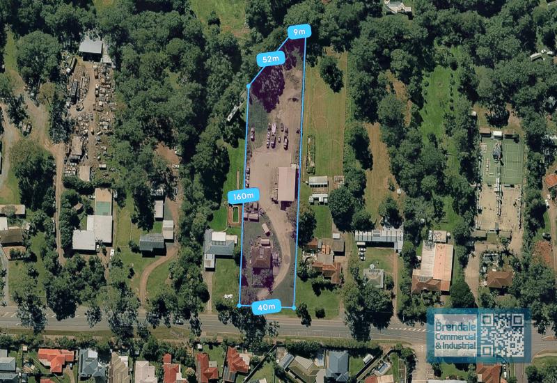 7,448m2 HARDSTAND YARD WITH HOUSE