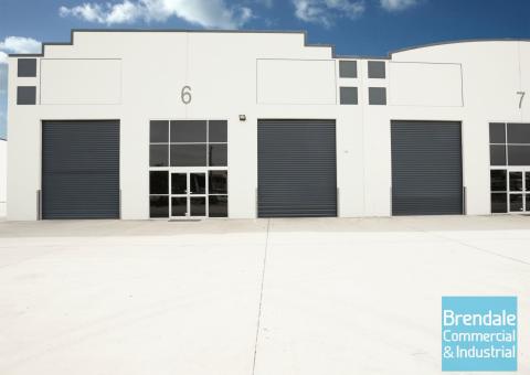 6&7, 31 Paisley Drive, Lawnton