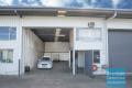 [UNDER OFFER] 110m2 CLASSIC INDUSTRIAL OR STORAGE UNIT