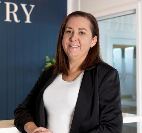 Katrina Hollebon photo