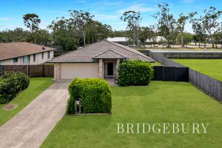 Side Access, Solar Hot Water & Generous Living on a 607m² Block