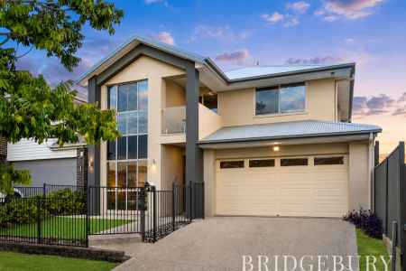 LUXURY FAMILY LIVING WITH MULTIPLE LIVING AREAS IN THE HEART OF CAPESTONE