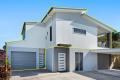 Modern Townhouse in the Heart of Caloundra!