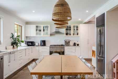 Spacious 5-Bedroom Family Home on 810m² with Huge Shed, Outdoor Playground & More!