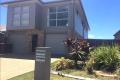 Modern Three-Bedroom Duplex with Air Conditioning and Private Courtyard