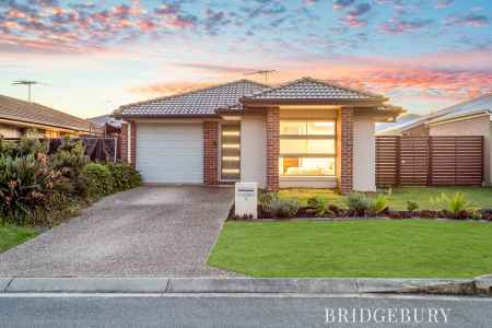 Stylish, Spacious & Perfectly Positioned - Modern Living in the Heart of Mango Hill
