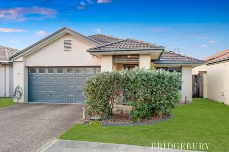 Stylish 3-Bedroom Low-Set Home with Solar, Double Garage & Pool Access in the Heart of North Lakes